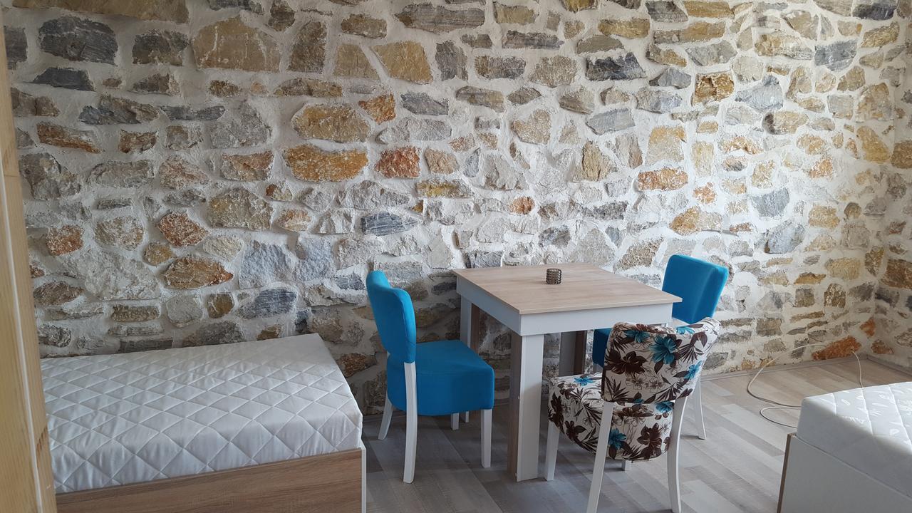 Rooms Ela Ela Prekodolce Exteriér fotografie